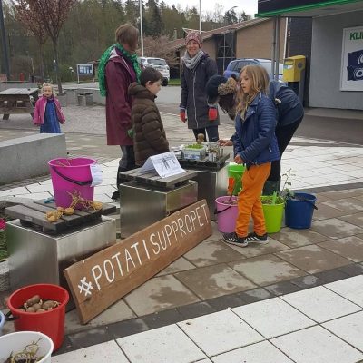 A Potato Revolt begins in Sweden in response to covid-19