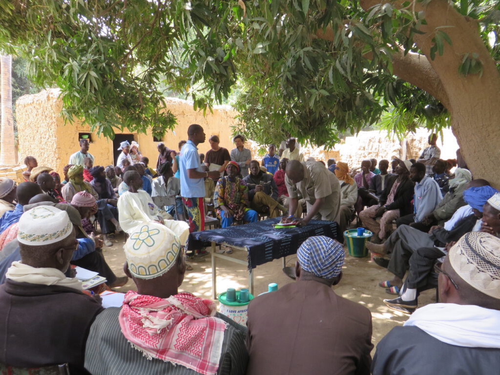 La crisis climática es racista… – una cooperación más estrecha sería importante