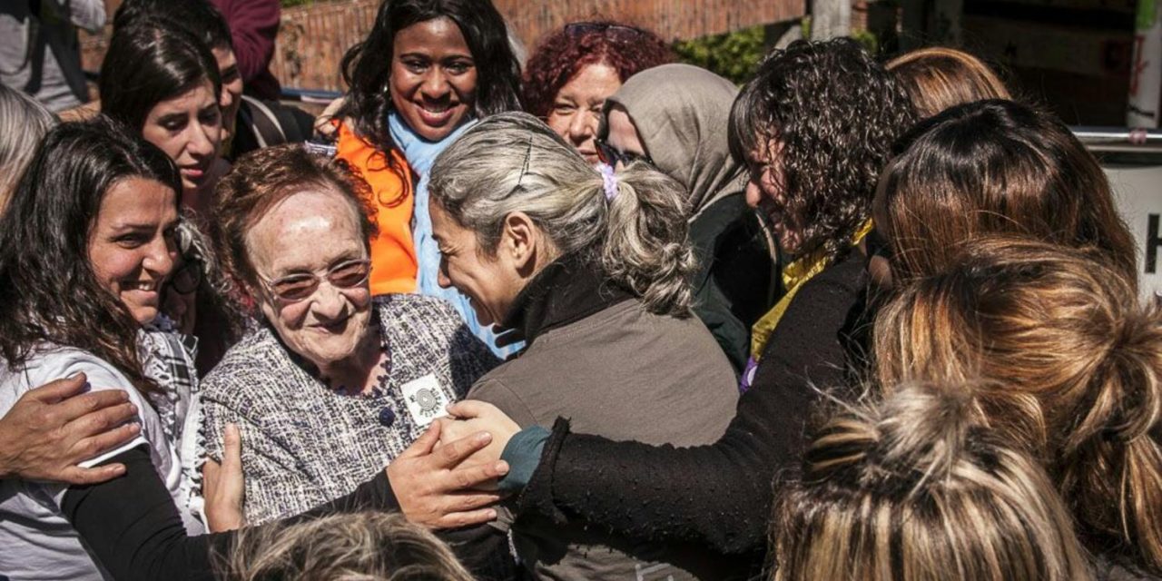 El apoyo mutuo vs. el modelo vasco de acogida (de personas refugiadas)